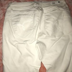 YMI Wanna Betta Butt Skinny Jeans